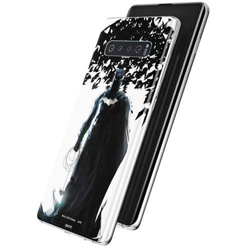 DC Comics Batman Holding batarang Art Galaxy S10 Skin