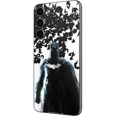 DC Comics Batman Holding batarang Art Galaxy S23 Plus Skin