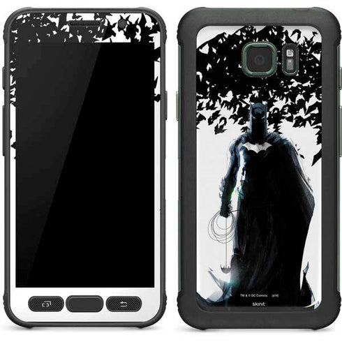 DC Comics Batman Holding batarang Art Galaxy S7 Active Skin