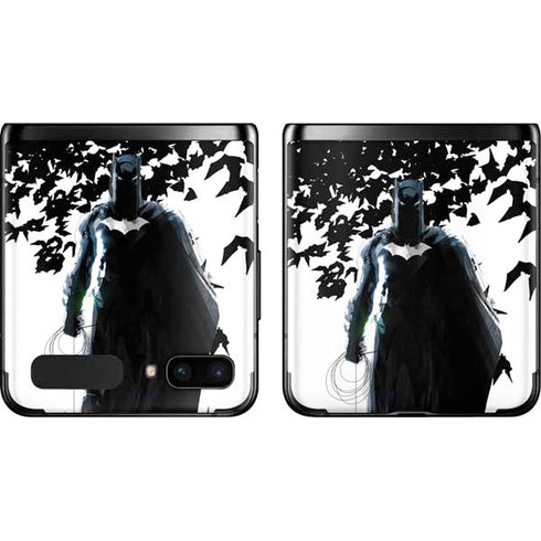 DC Comics Batman Holding batarang Art Galaxy Z Flip Skin