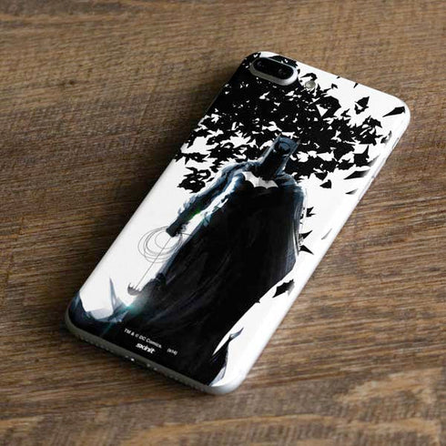 DC Comics Batman Holding batarang Art iPhone 7 Plus Skin