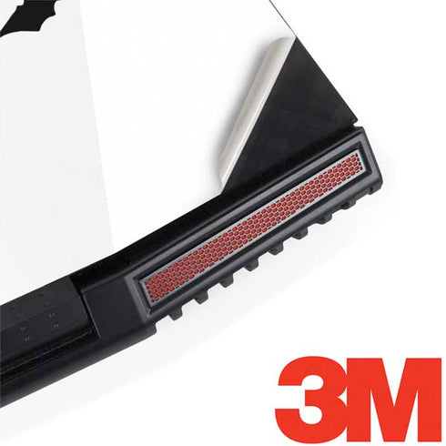 DC Comics Batman Holding batarang Art Legion Y720 Skin