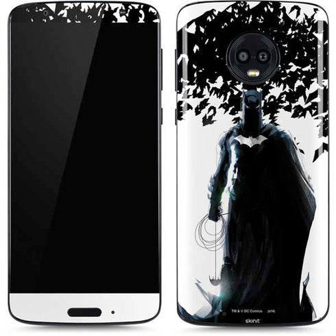 DC Comics Batman Holding batarang Art Moto G6 Skin