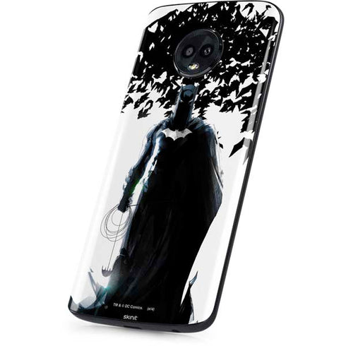 DC Comics Batman Holding batarang Art Moto G6 Skin