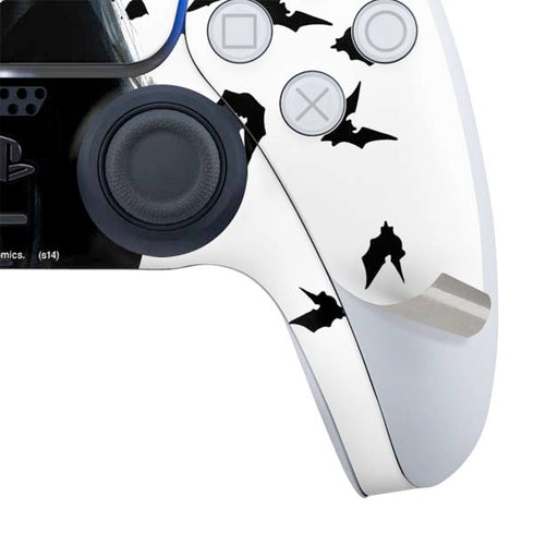 DC Comics Batman Holding batarang Art PS5 Slim Digital Edition Bundle Skin