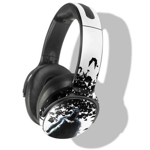 DC Comics Batman Holding batarang Art Skullcandy Venue Skin