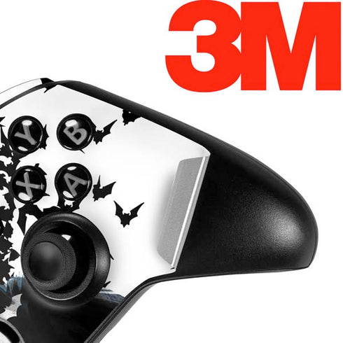 DC Comics Batman Holding batarang Art Xbox One Elite Controller Skin