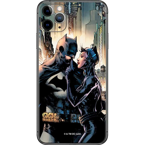 DC Comics Batman Hush 15th Anniversary Deluxe Edition Cover by Jim Lee iPhone 11 Pro Max Skin