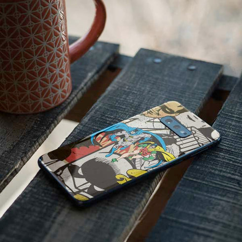 DC Comics Batman and Robin Vintage Action Pose Galaxy S10e Skin