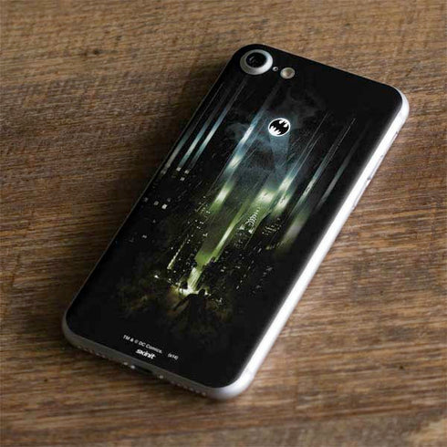 DC Comics Batman Call Sign City iPhone 7 Skin