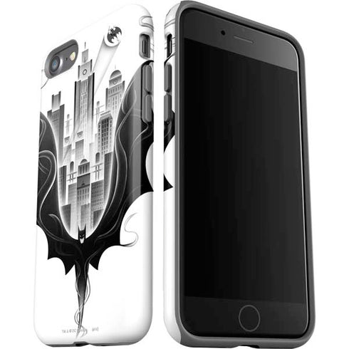 DC Comics Batman City Scape Cover Art iPhone SE (2nd & 3rd Gen) Pro Case