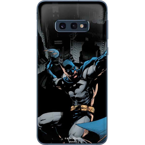 DC Comics Batman Throwing Batarang Jim Lee Art Galaxy S10e Skin