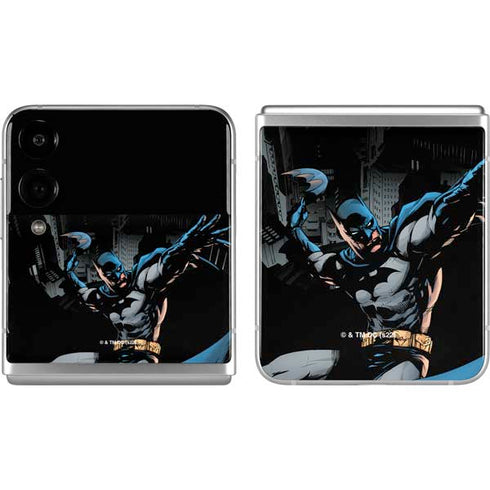 DC Comics Batman Throwing Batarang Jim Lee Art Galaxy Z Flip4 5G Skin
