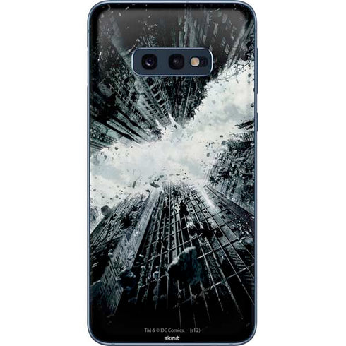 DC Comics Batman Dark Knight Rises Poster Galaxy S10e Skin