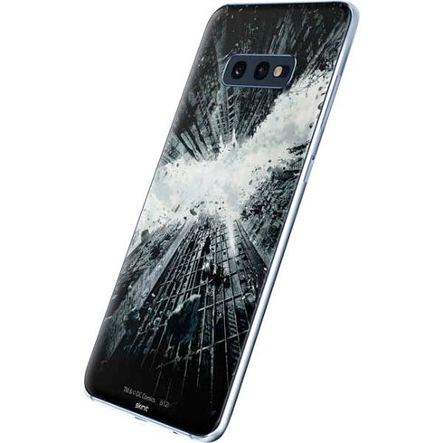 DC Comics Batman Dark Knight Rises Poster Galaxy S10e Skin