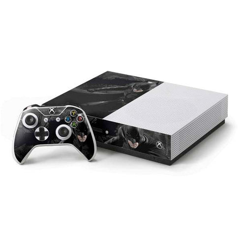 DC Comics Batman The Dark Knight Action pose Xbox One S Console and Controller Bundle Skin