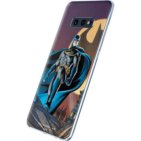 DC Comics Batman Action Pose 90's art Galaxy S10e Skin