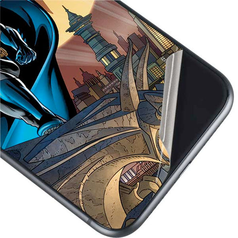 DC Comics Batman Action Pose 90's art iPhone 11 Skin