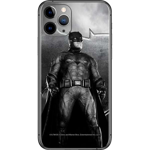 The Justice League (2017) Batman Poster iPhone 11 Pro Skin