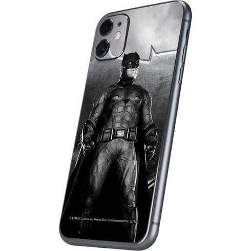 The Justice League (2017) Batman Poster iPhone 11 Skin