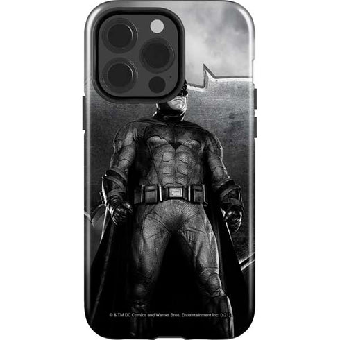 The Justice League (2017) Batman Poster iPhone 15 Pro Impact Case