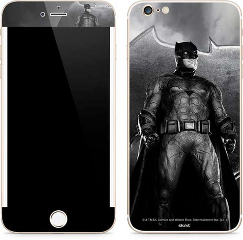The Justice League (2017) Batman Poster iPhone 6/6s Plus Skin