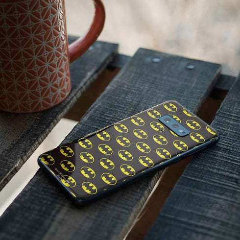 DC Comics Batman Logo Pattern Galaxy S10e Skin