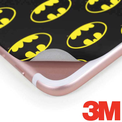DC Comics Batman Logo Pattern iPhone 8 Plus Skin