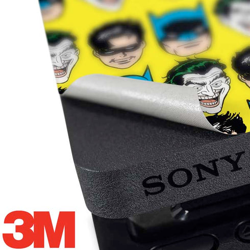 DC Comics Batman Vintage Character Pattern - Joker and Robin PS4 Slim Bundle Skin