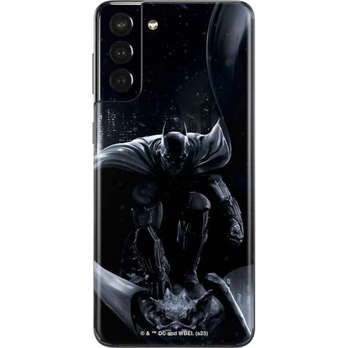 DC Comics Arkham Origins Batman In action pose Galaxy S21 Plus 5G Skin