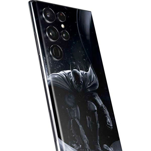 DC Comics Arkham Origins Batman In action pose Galaxy S22 Ultra Skin