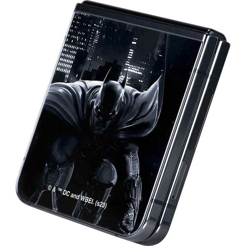 DC Comics Arkham Origins Batman In action pose Galaxy Z Flip5 5G Skin
