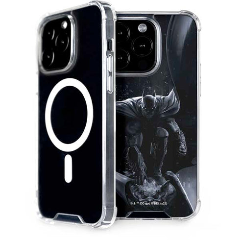 DC Comics Arkham Origins Batman In action pose iPhone 13 Pro MagSafe Case