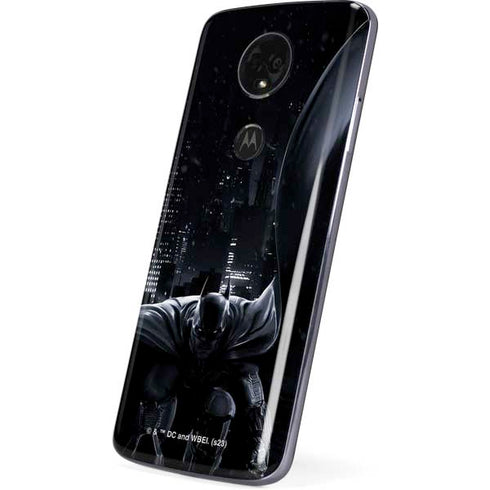 DC Comics Arkham Origins Batman In action pose Moto E5 Plus Skin