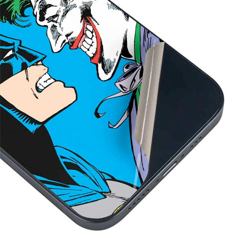 DC Comics The Joker vs Batman Vintage art iPhone 15 Plus Skin