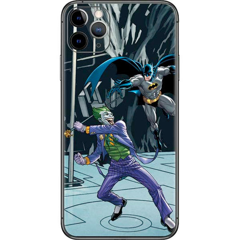 DC Comics The Joker vs Batman Art iPhone 11 Pro Max Skin
