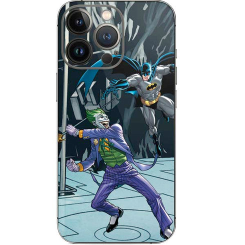 DC Comics The Joker vs Batman Art iPhone 14 Pro Skin