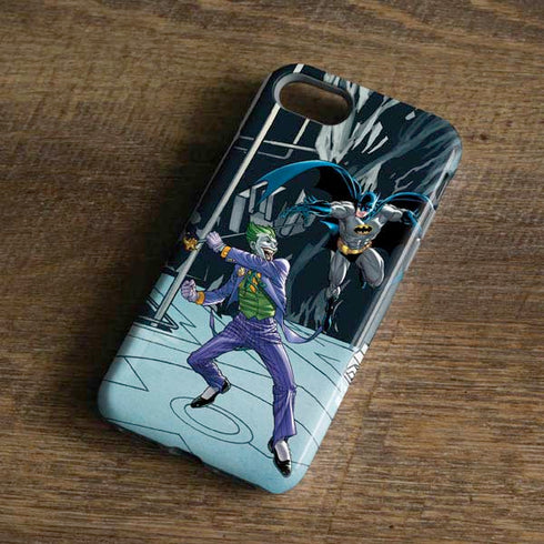 DC Comics The Joker vs Batman Art iPhone 8 Pro Case