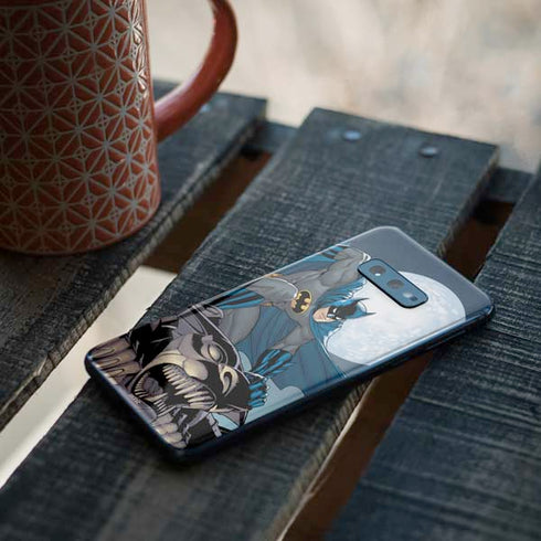 DC Comics Batman Action Pose 90's art Galaxy S10e Skin