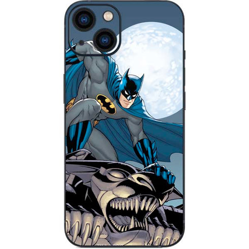 DC Comics Batman Watches Over the City iPhone 15 Plus Skin