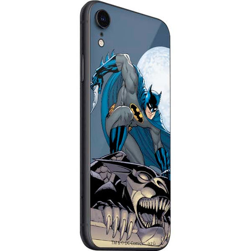 DC Comics Batman Action Pose 90's art iPhone SE (2nd & 3rd Gen) Skin