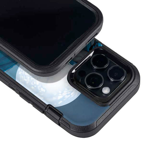 DC Comics Batman Watches Over the City Otterbox Defender iPhone Skin