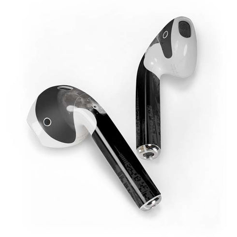 DC Comics Batman On City with Moon Art Apple AirPods Skin