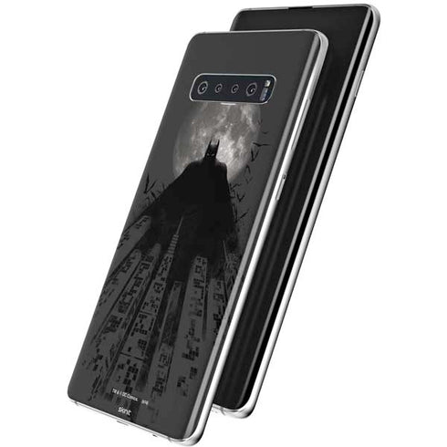 DC Comics Batman On City with Moon Art Galaxy S10 Plus Skin