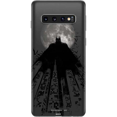 DC Comics Batman On City with Moon Art Galaxy S10 Skin