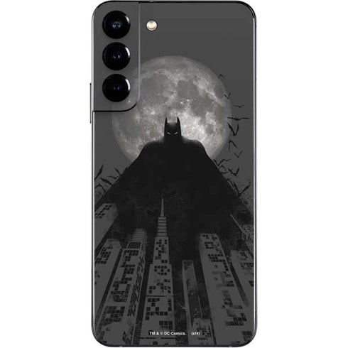 DC Comics Batman On City with Moon Art Galaxy S22 Plus Skin