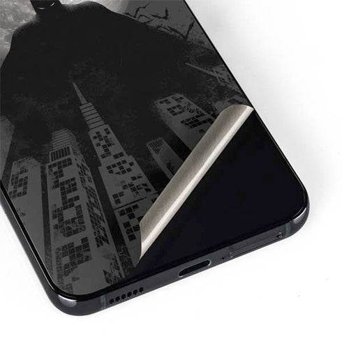 DC Comics Batman On City with Moon Art Galaxy S22 Plus Skin