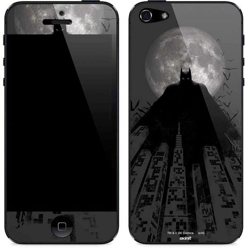 DC Comics Batman On City with Moon Art iPhone 5/5s/5SE Skin