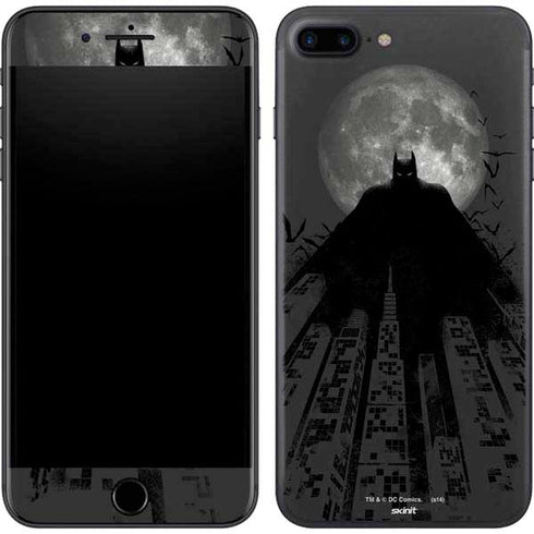 DC Comics Batman On City with Moon Art iPhone 8 Plus Skin