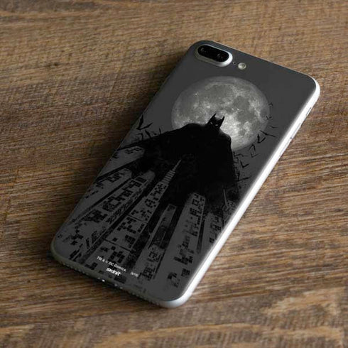 DC Comics Batman On City with Moon Art iPhone 8 Plus Skin